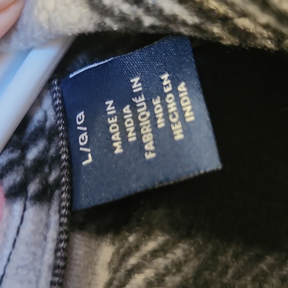 Chaps largw mens flannel, grey and black, soft material - Picture 3 of 5